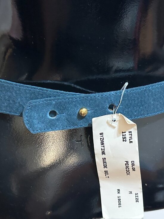 Doncaster Green Suede Belt with Gold/Silver Color Buckle, MED main image 10